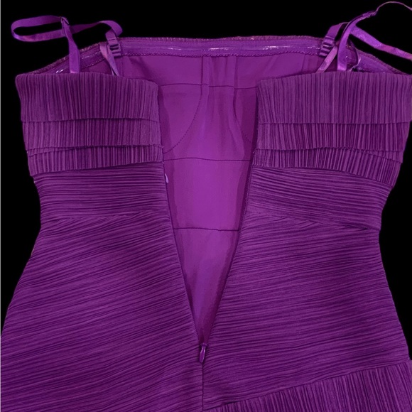 BCBG MAXAZRIA DRESS - Picture 6 of 10